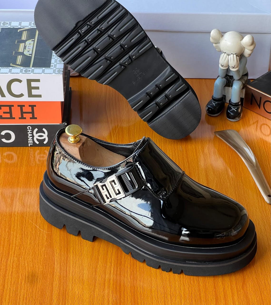 Givenchy Men’s Glossy Leather Double Sole Loafers – Luxury Designer Footwear Givenchy Men’s Glossy Leather Double Sole Loafers – Luxury Designer Footwear
