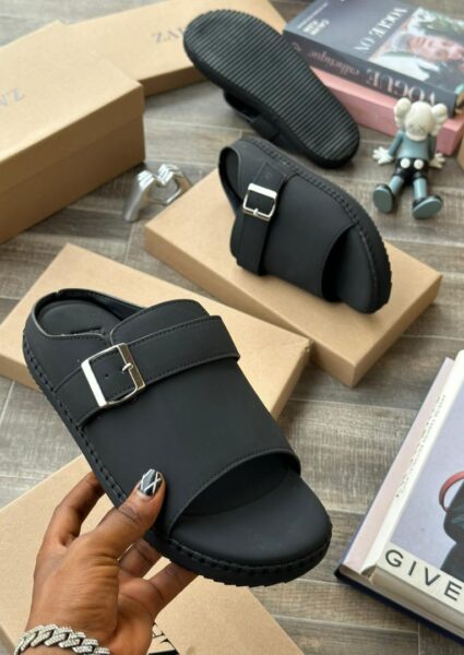 Men’s Black Buckled Slide Sandals – Luxury Casual Footwear