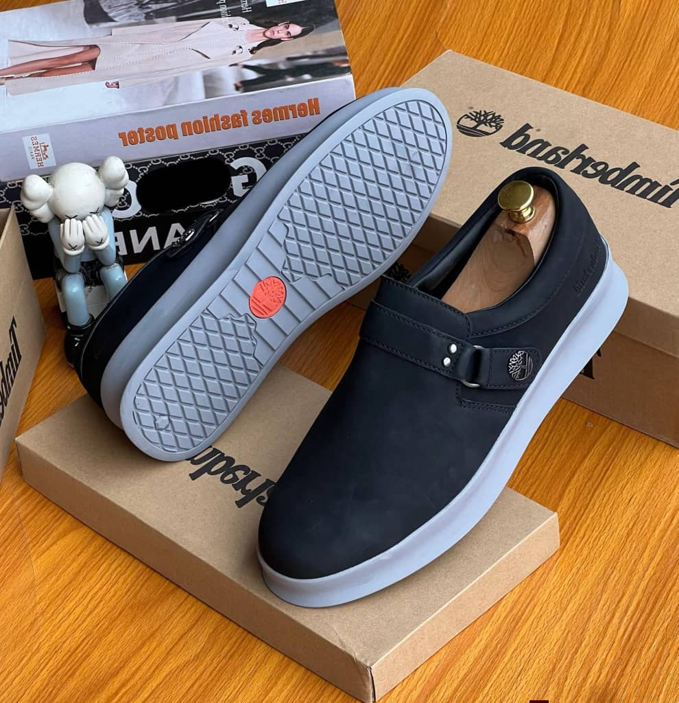 Timberland Men’s Black Flat Shoes – Classic Everyday Footwear Timberland Men’s Black Flat Shoes – Classic Everyday Footwear