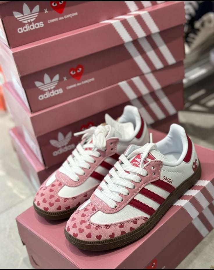 Adidas Samba x Comme des Garçons Play (CDG) "White & Pink" Adidas Samba x Comme des Garçons Play (CDG) "White & Pink"
