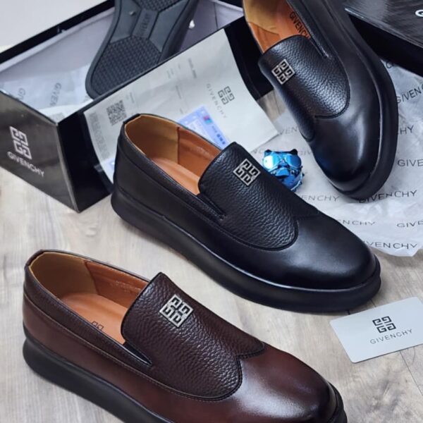 Givenchy Men’s Pebbled Leather Loafers – Designer Slip-On Shoes with Chunky Sole