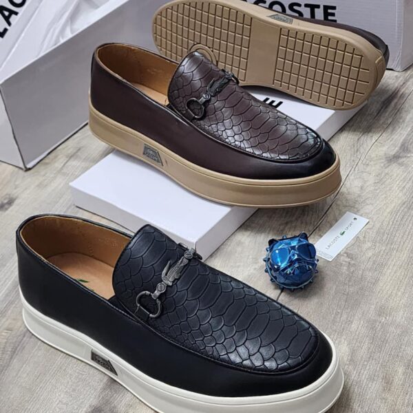 Lacoste Men’s Snake-Embossed Leather Loafers with Buckle Detail – Luxury Casual Slip-On Shoes