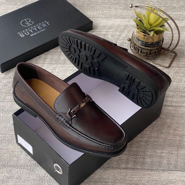 Gianfranco Butteri Leather Loafer