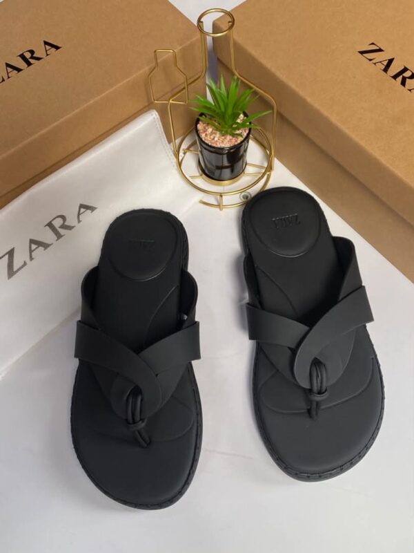 Zara Men's Black Criss-Cross Thong Sandals
